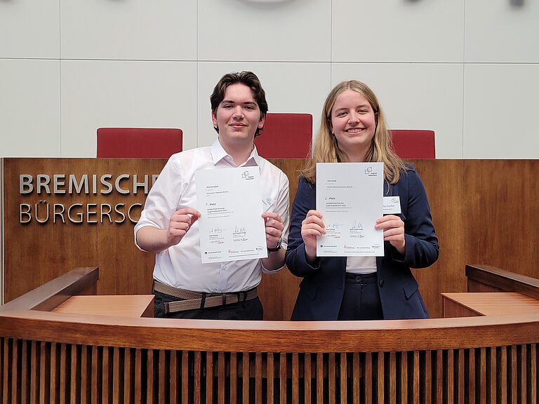 2425_Jugenddebattiert_Berlin.jpg  