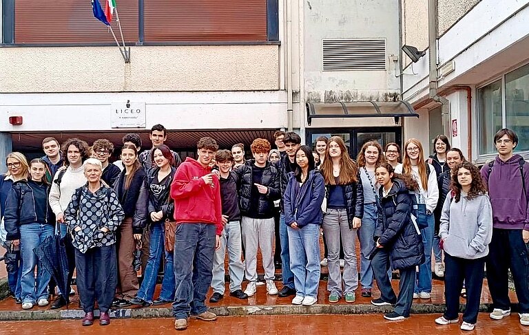 Schule Gruppenbild