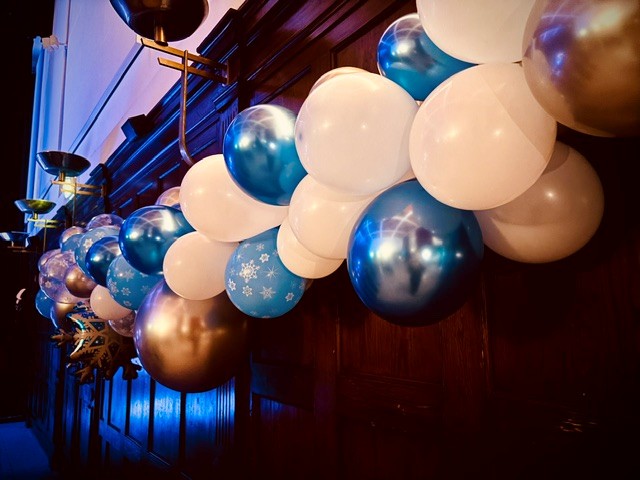 2526_winterball3.jpg  